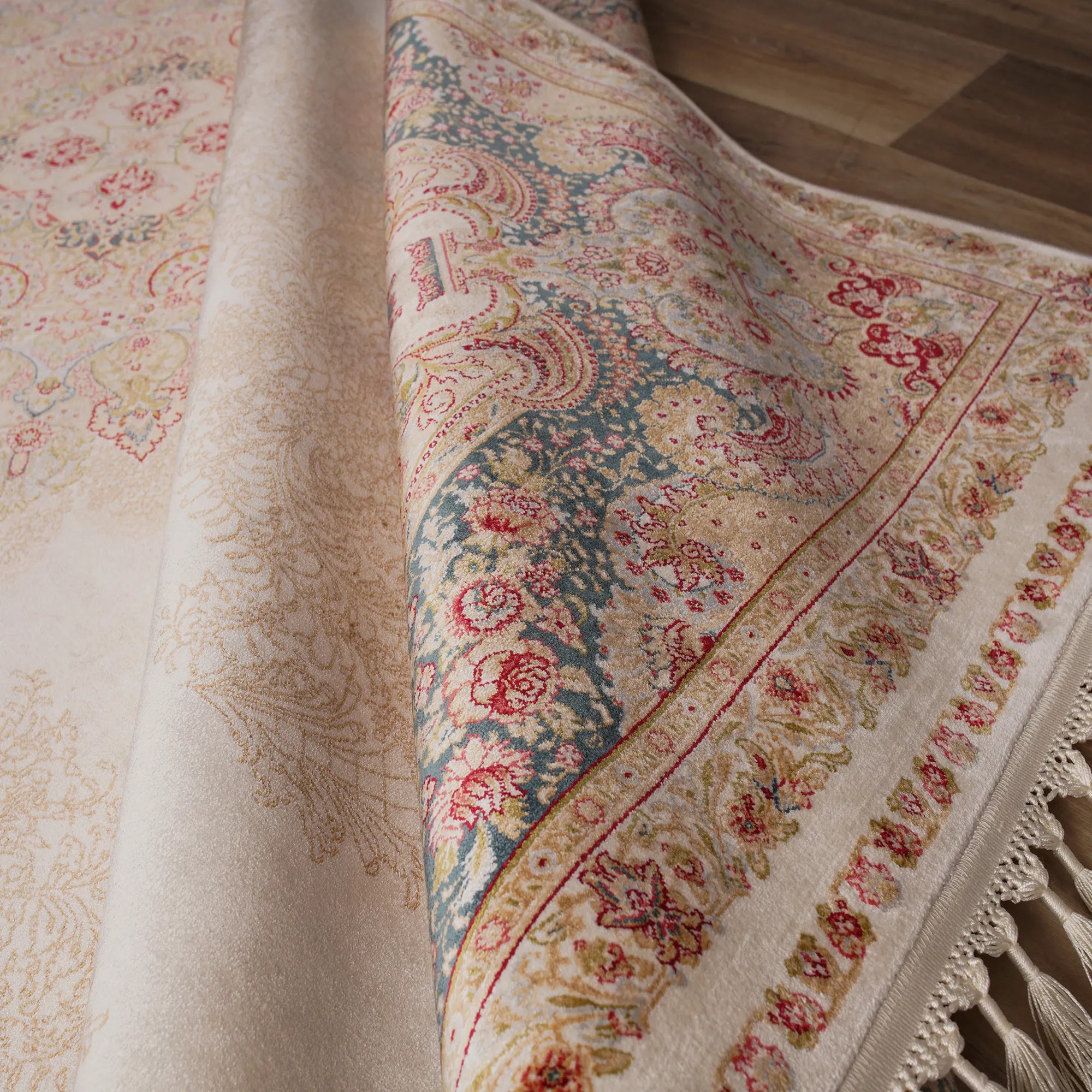 A New Era in Luxury Rugs Pure Silk & Vintage Touch - Bella Rugs