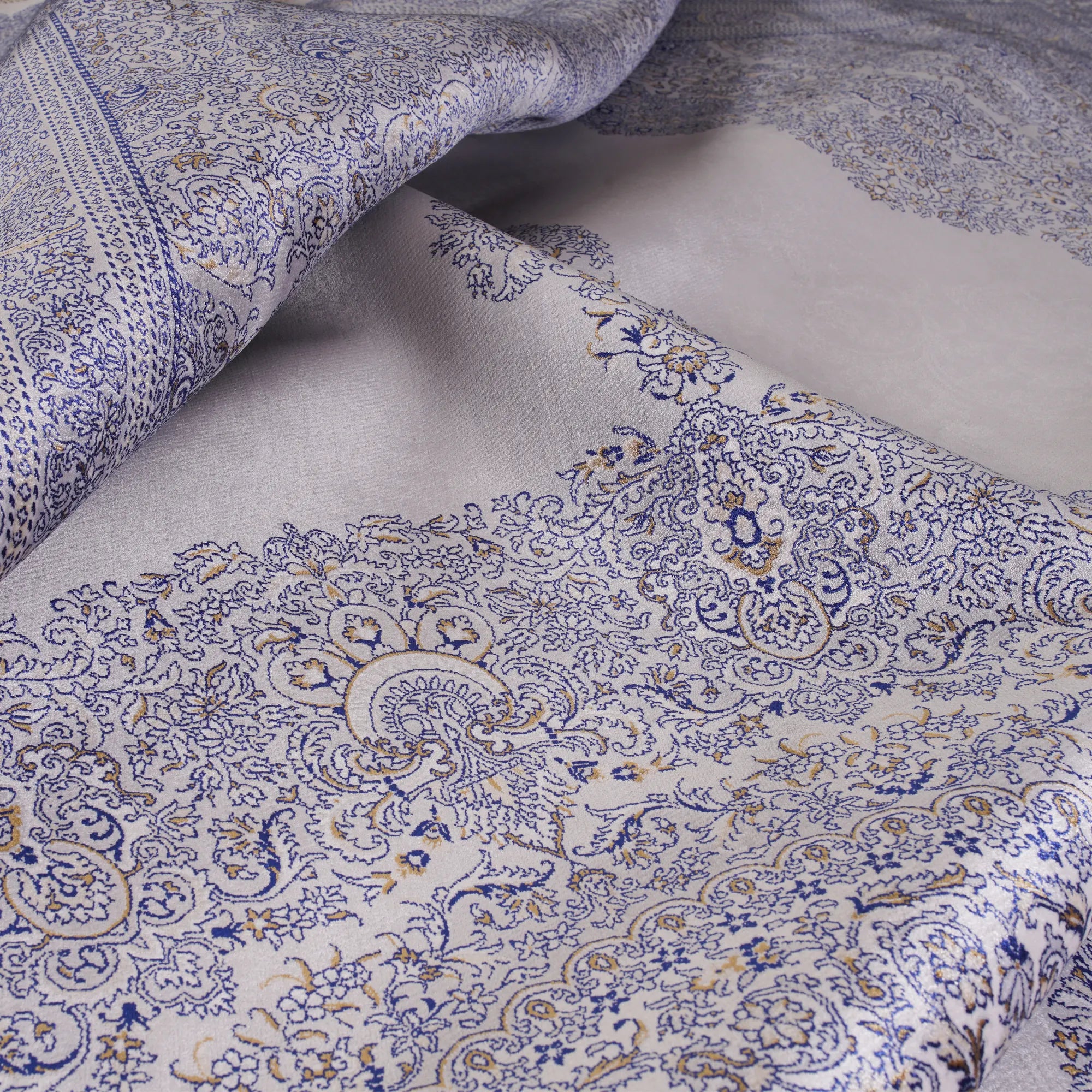 Impeccable Details 100% Handmade Pure Silk Rug - Bella Rugs