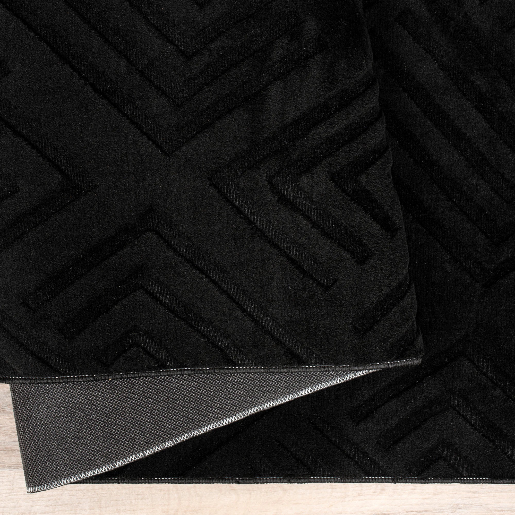 Килим лабіринт чорний