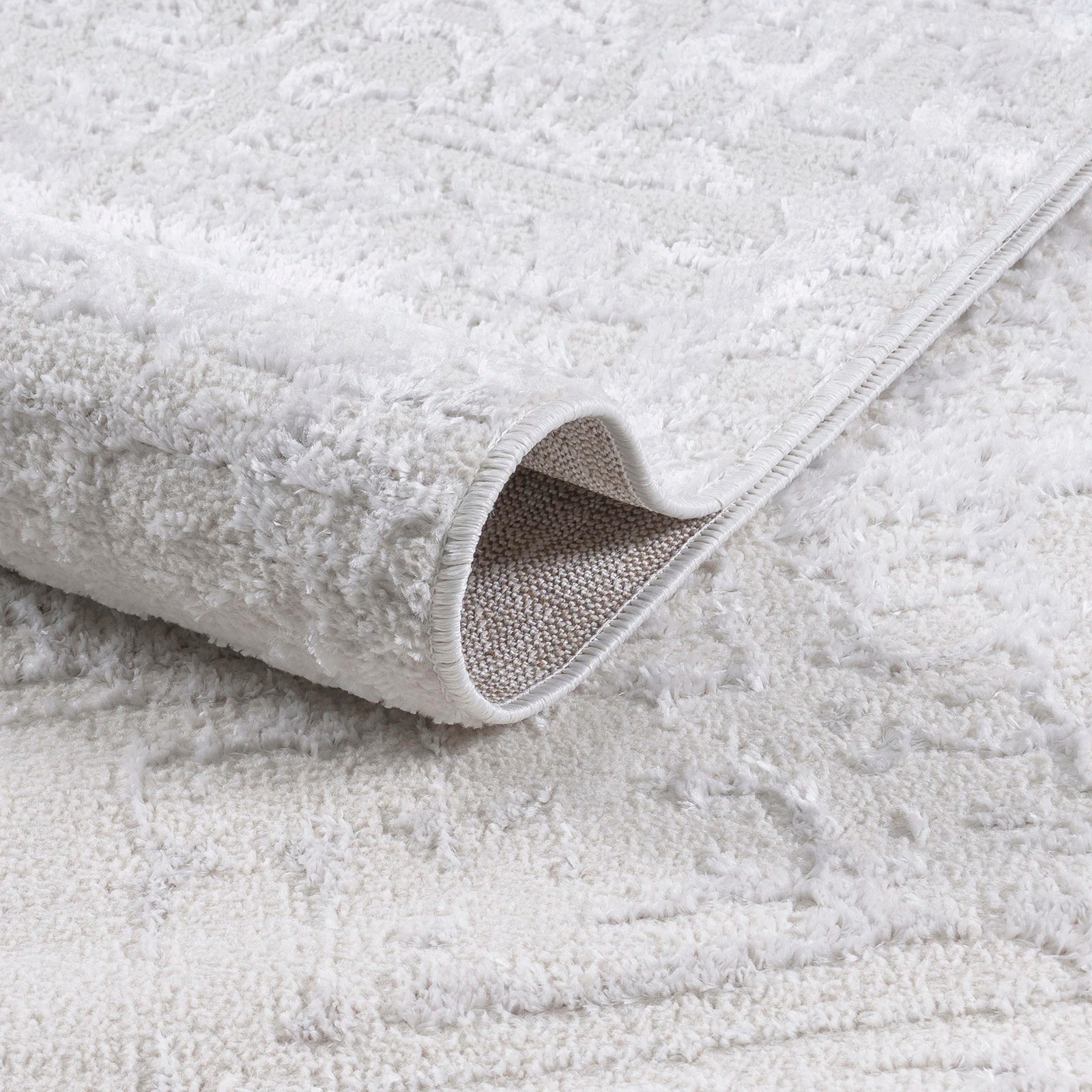 Білий килим Cloud Whisper