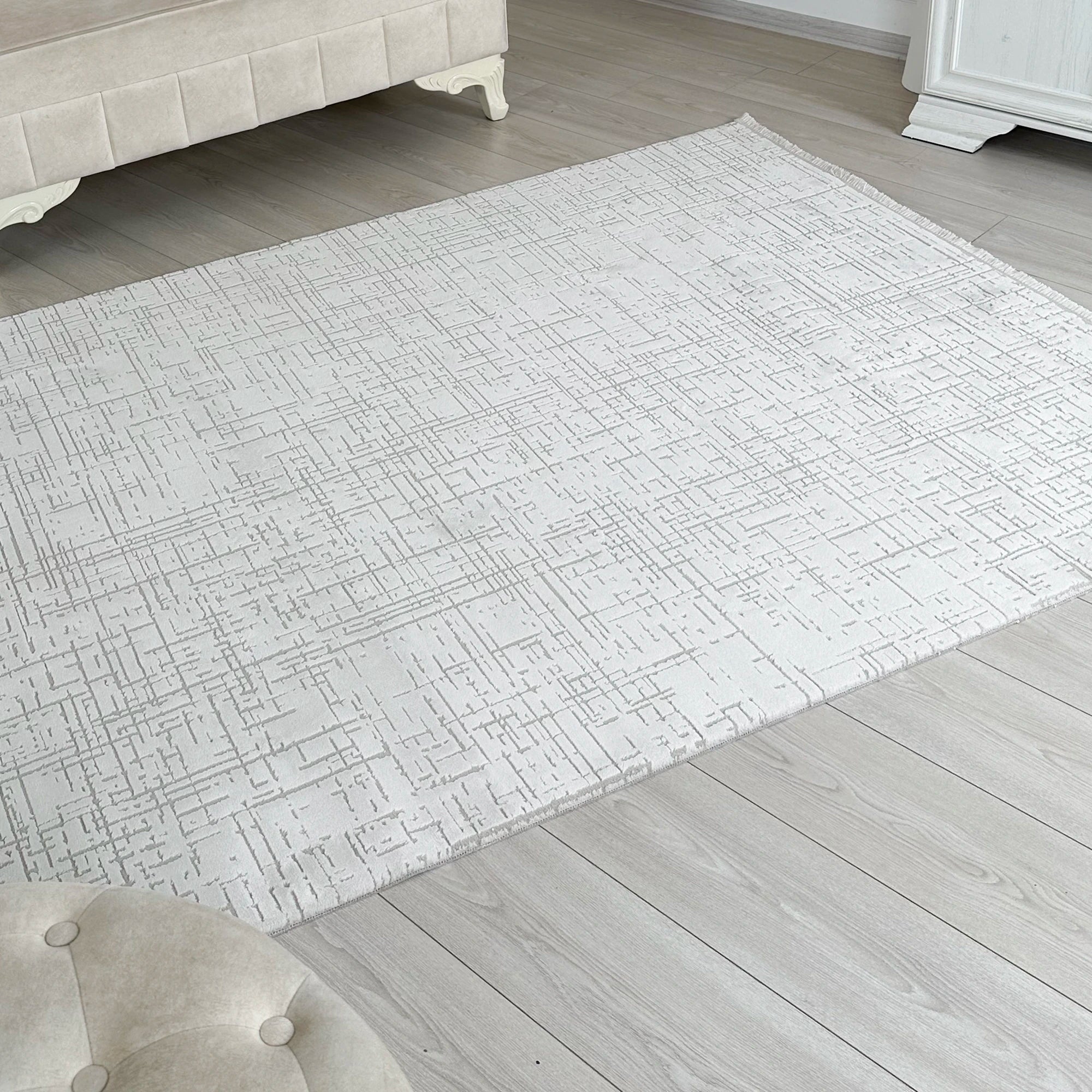 Сучасний текстурований килим Whisper Grid з абстрактним принтом | Білий