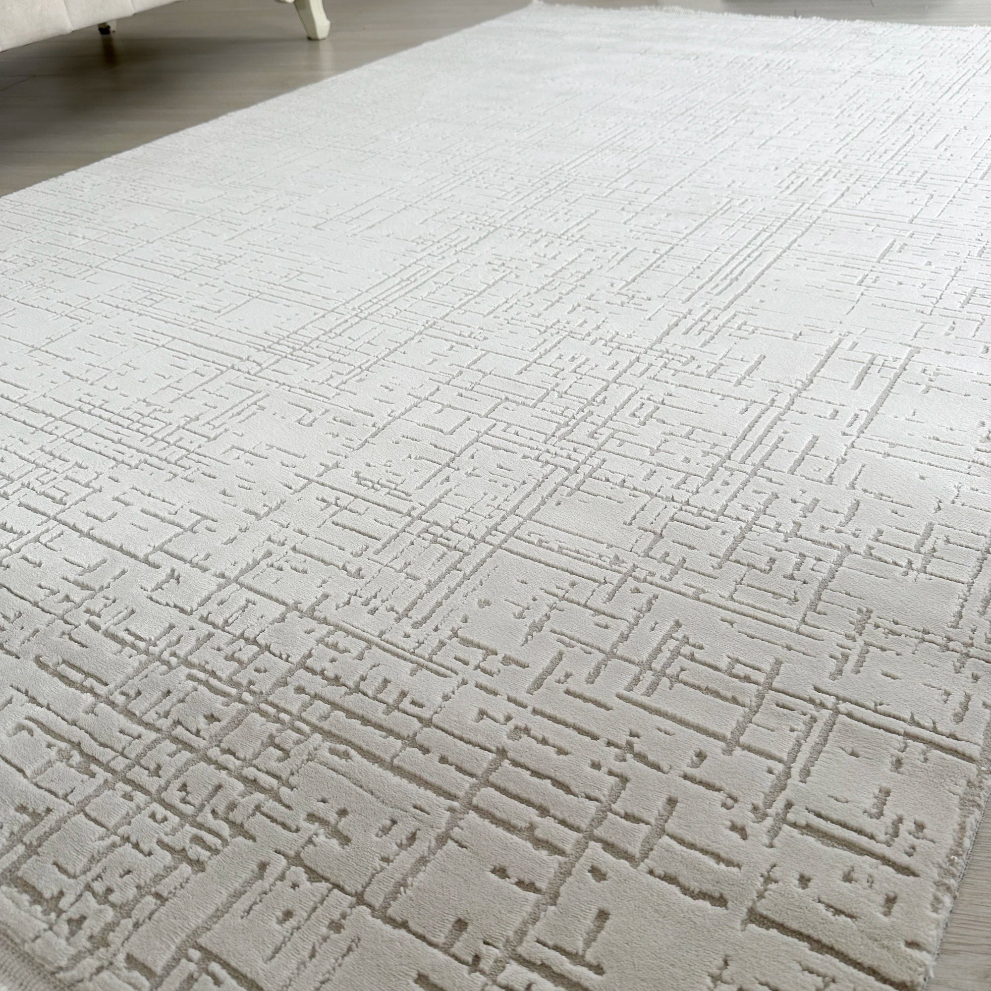 Сучасний текстурований килим Whisper Grid з абстрактним принтом | Білий