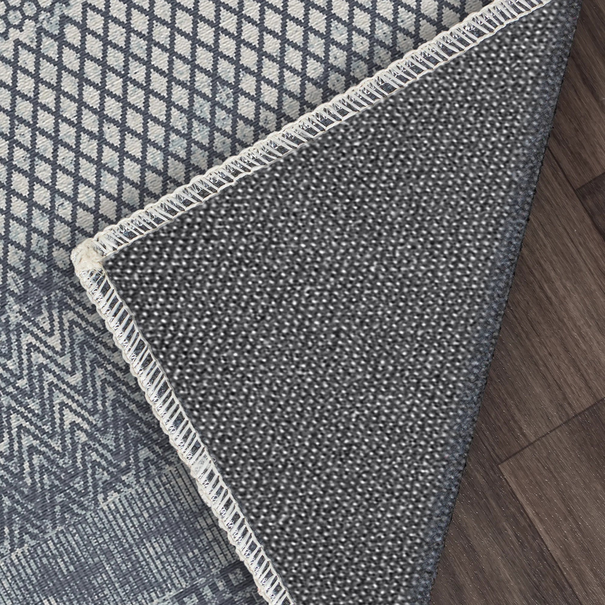 Геометричний килим з мозаїкою індиго та смугами