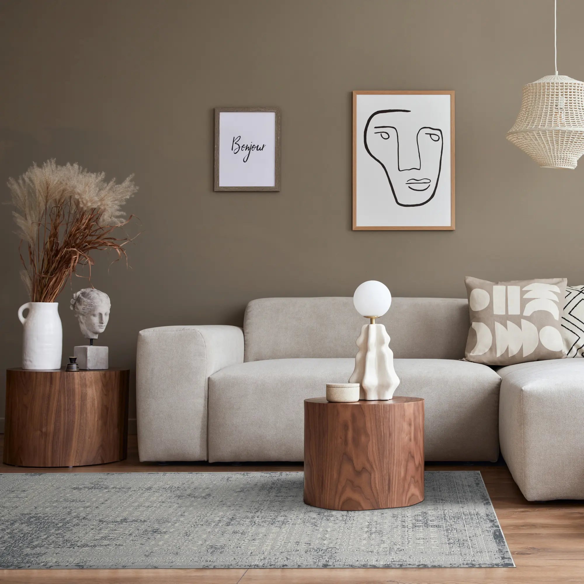 Обсидіановий сірий килим з ґратами