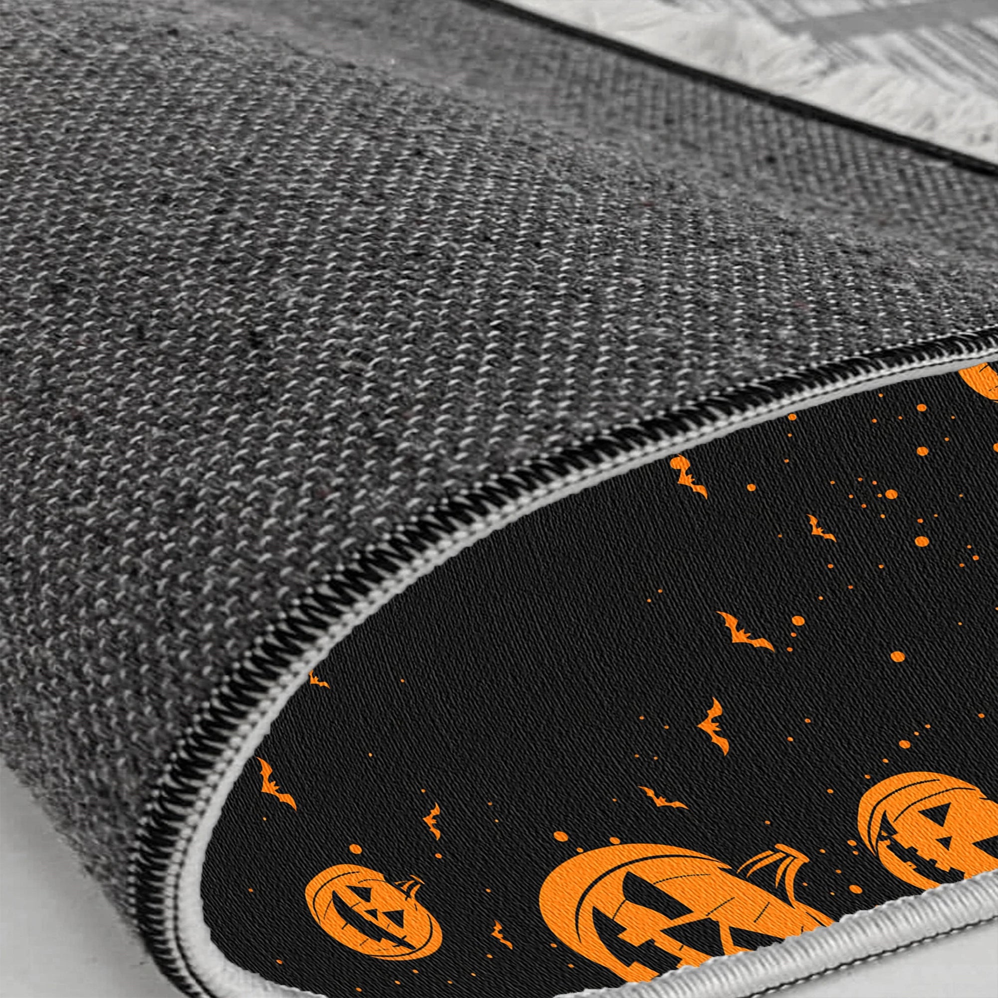 Моторошний килим з гарбузів на Хелловін