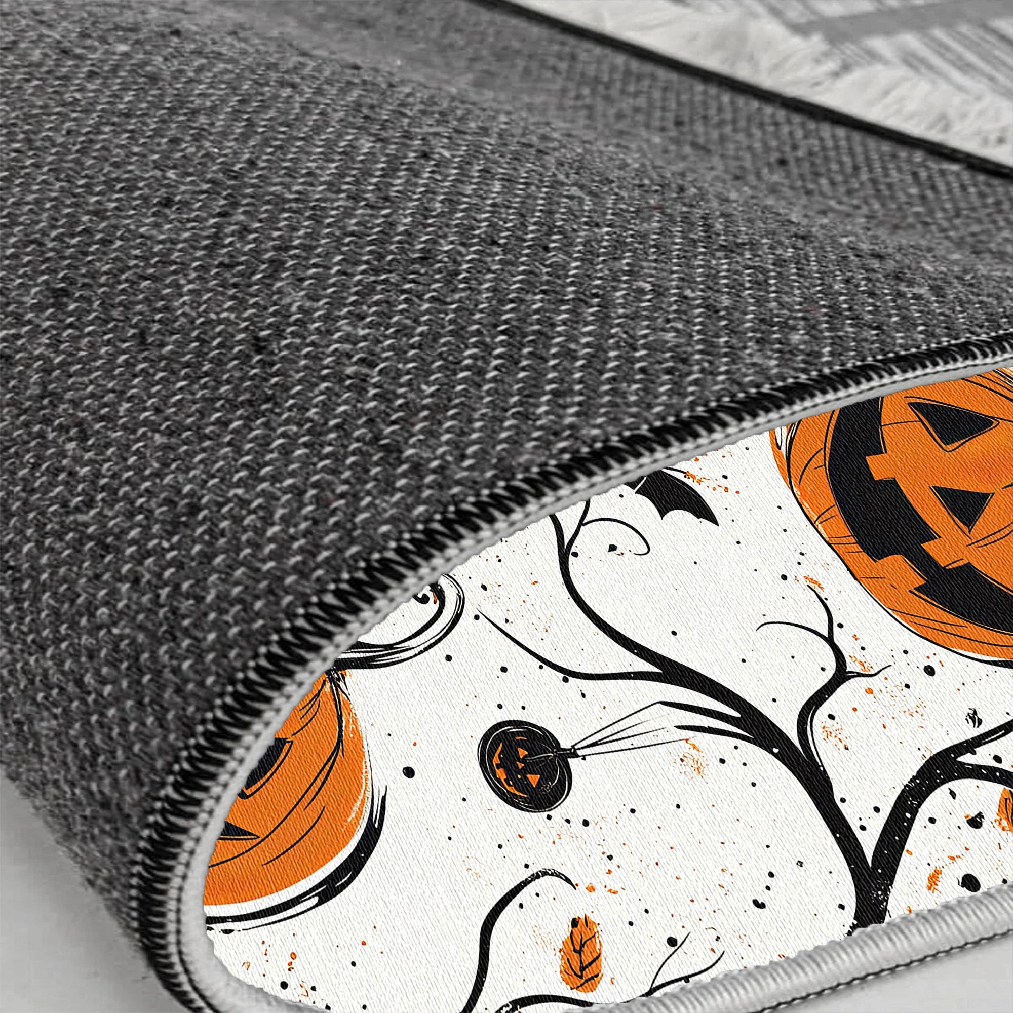 Мінімалістичний килимок з гарбузовим осіннім ефектом, який можна прати