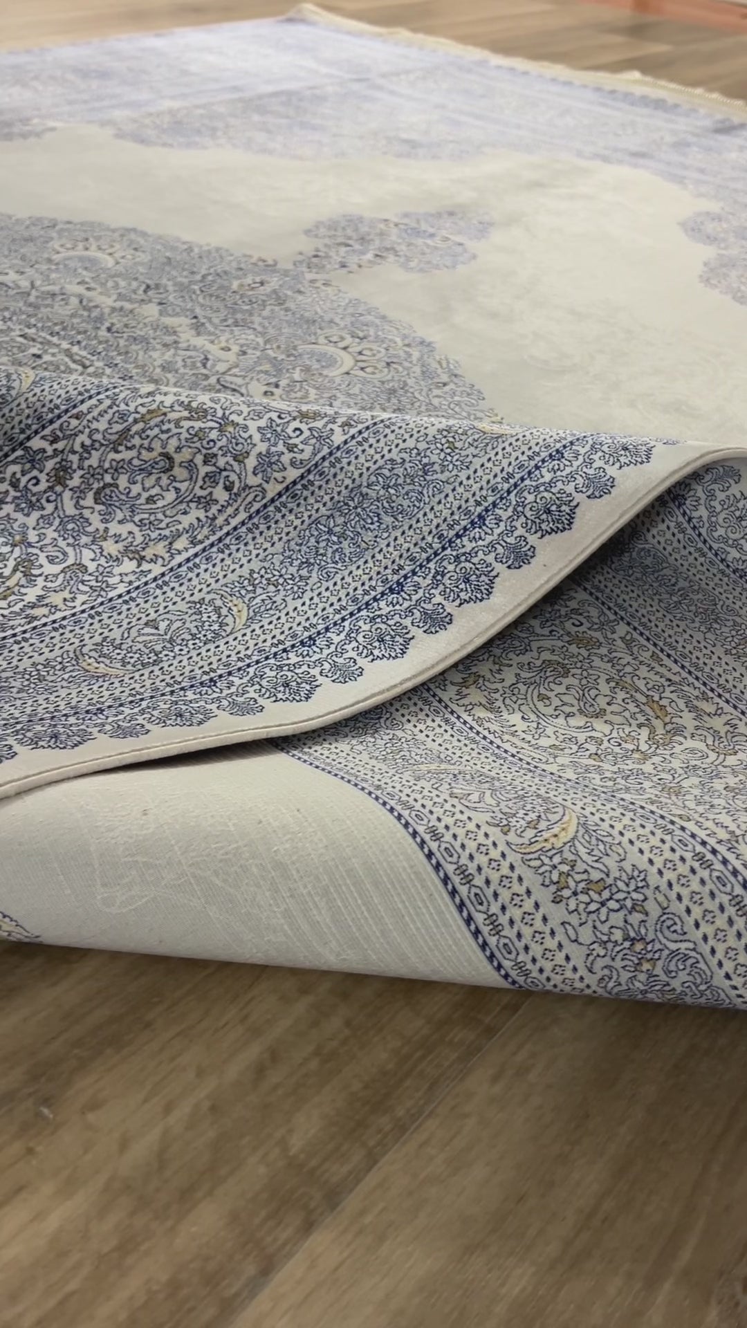 Бездоганні деталі килим ручної роботи зі 100% чистого шовку